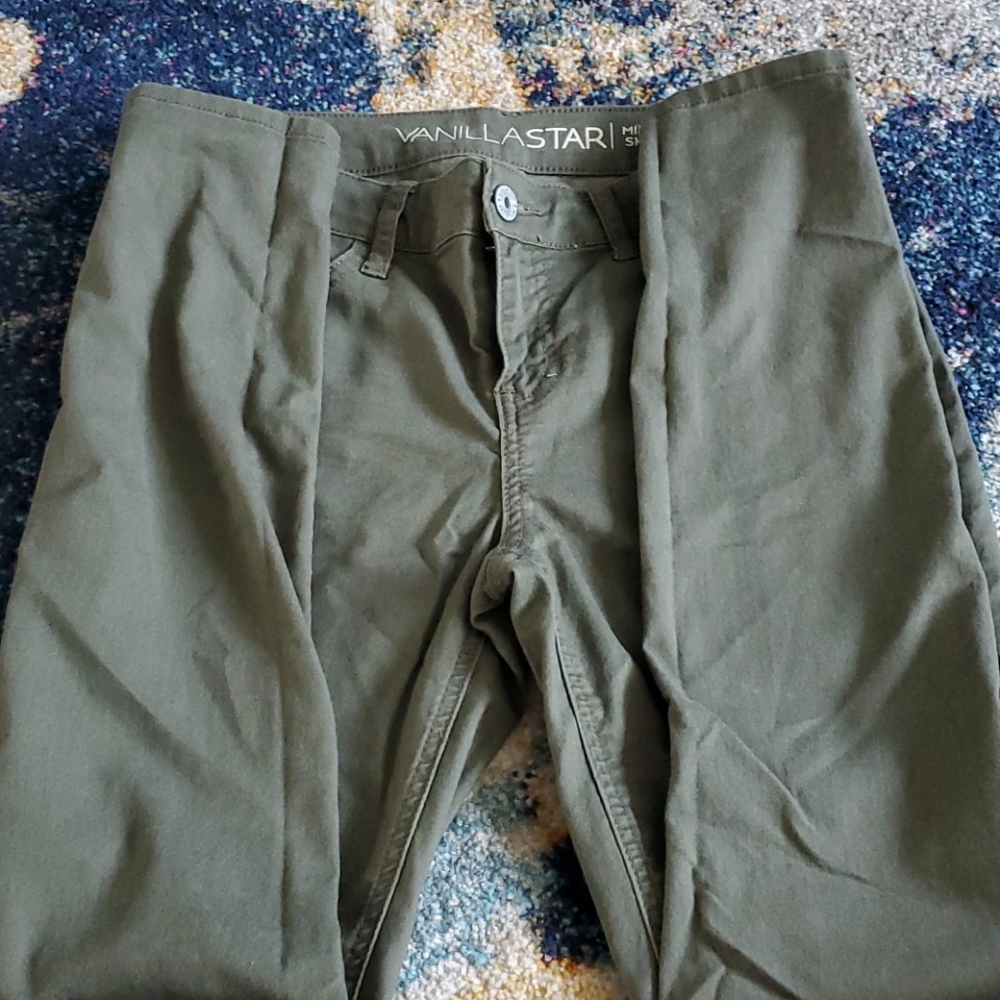 Skinny legs pants